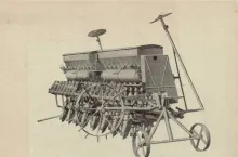 <b>Einzelkorn-Sämaschine A 765</b><br>Copyright: VEB Landmaschinenbau Bernburg<br>Quelle: Prospektmappe "Anbaugeräte für den Geräteträger"